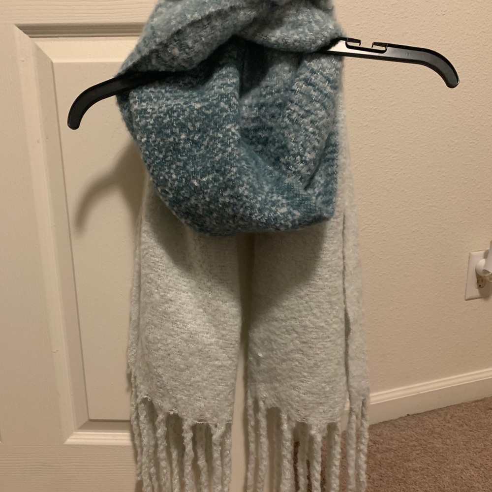 Scarf